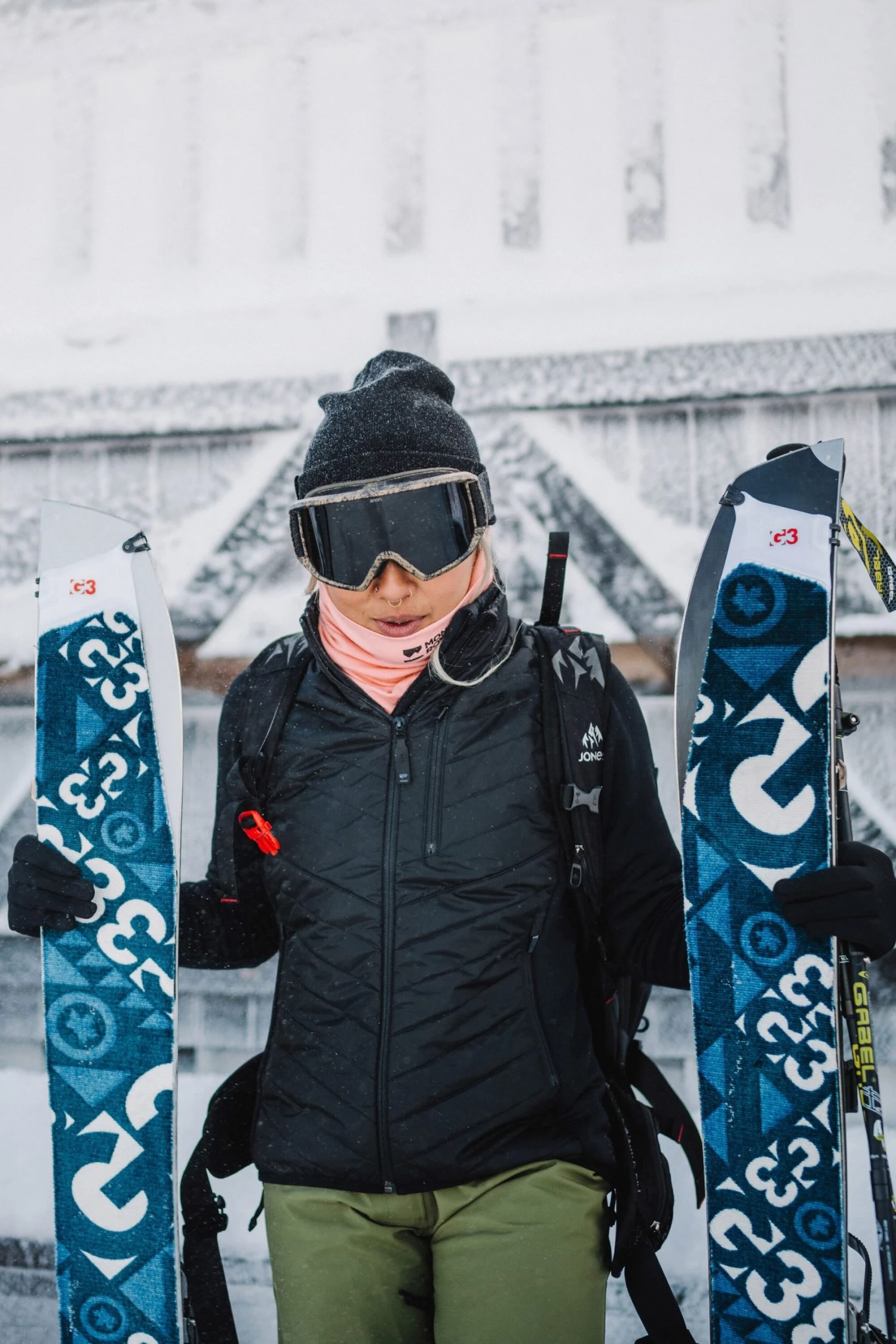 Mons Royale Neve Merino Insulation Hood - Black