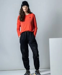 Mons Royale Icon Merino Air-Con Relaxed LS - Hot Coral